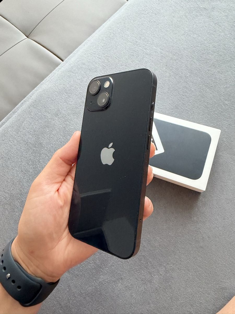 Apple Telefoni cellulari / Smartphones: Apple iPhone 13 schwarz mit Originalverpackung gebraucht – Usato da Neuenhof venduto da Renaku
