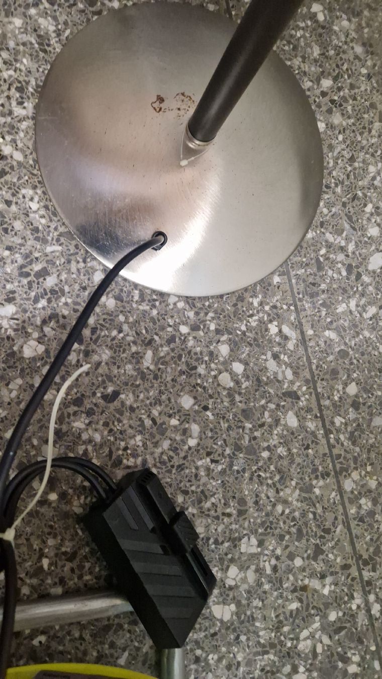 Lampade: Stehlampe Fackel Design – Usato da Zürich venduto da anna.caterina 4