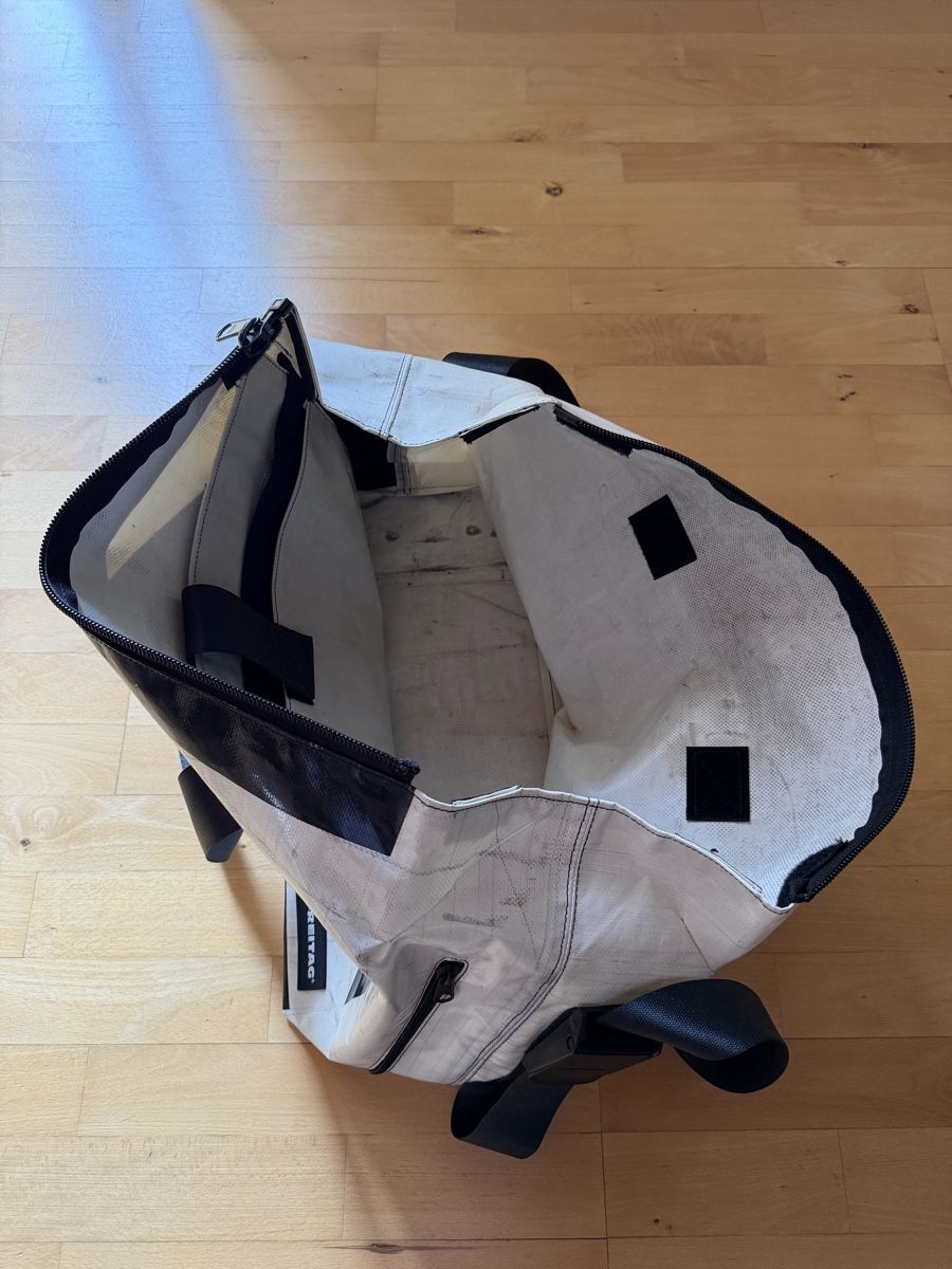 Freitag Taschen: FREITAG-tasche F45 Lois – Gebraucht aus Rapperswil SG von dombos 2