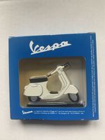 Vespa Primavera 125 Modell Jahr 1967 in weiss