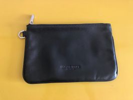 Pochette von Leonie Risch Bag in Bag schwarz Leder handmade 