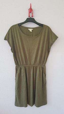 Robe kaki taille M