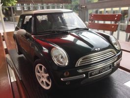Mini Cooper 1:12 Grossmodell Rarität!
