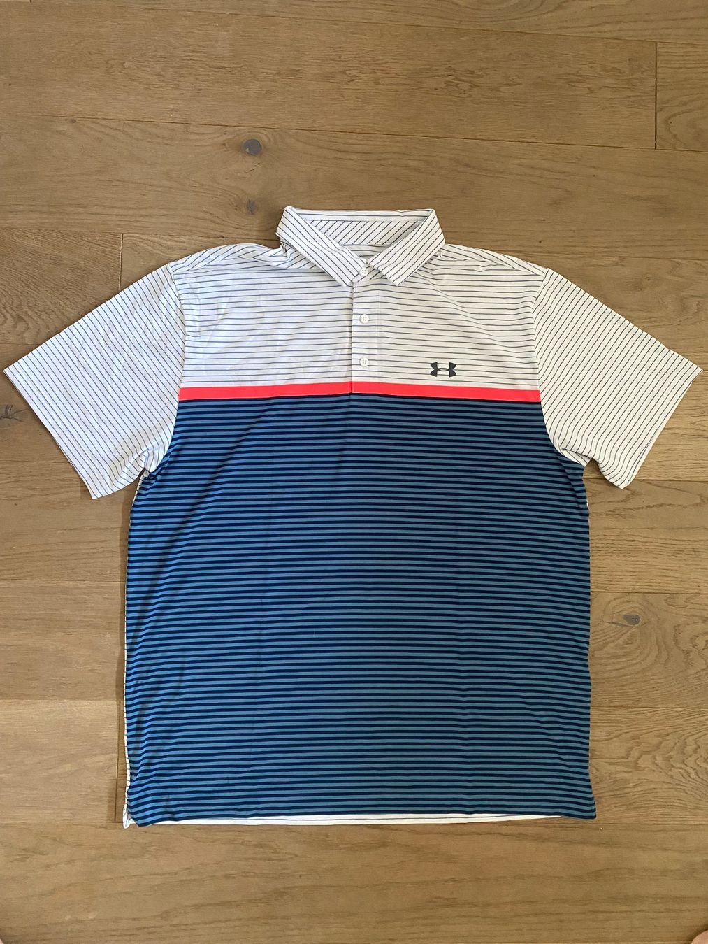 Under Armour Polos: Under Armour Poloshirt – D'occasion à Volketswil par 9394