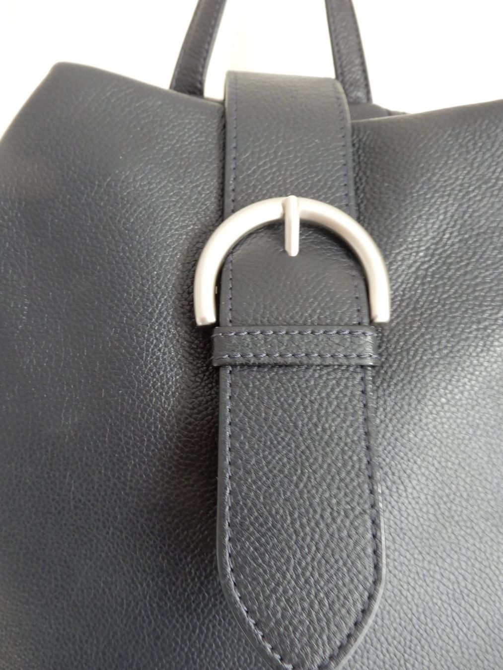Picard Zaini: Picard Lederrucksack, Ocean, neuwertig – Nuovo (secondo la descrizione) da Burgdorf venduto da Liss 2