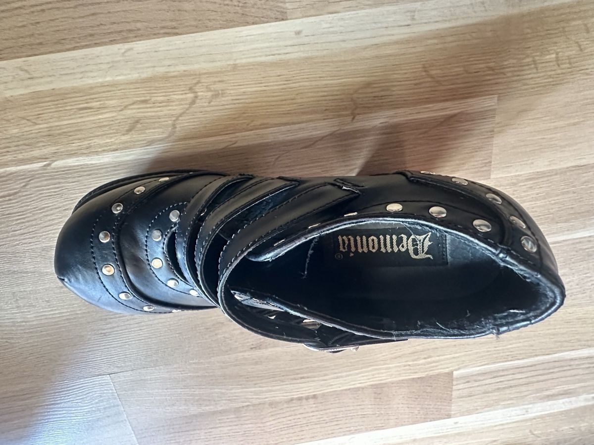 Demonia Scarpe da donna: Damenschuhe Demonia – Usato da Gontenschwil venduto da hof_5cbp 2