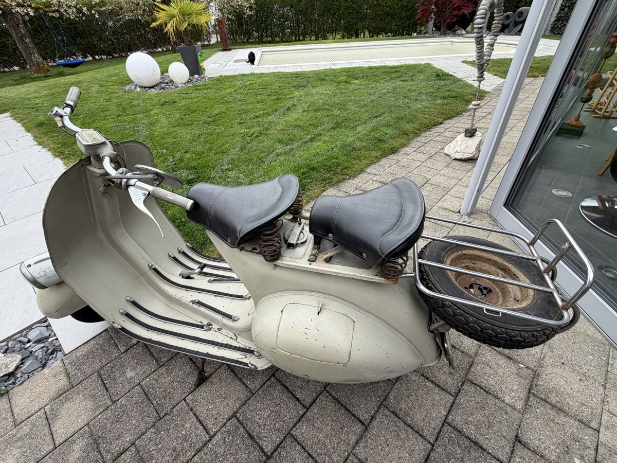 Vespa Scooter: Vespa mod. 54 Faro Basso – Usato da Gretzenbach venduto da Dafa02 1