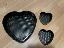 3er Set: Herz Springformen, ideal für Valentinstag!