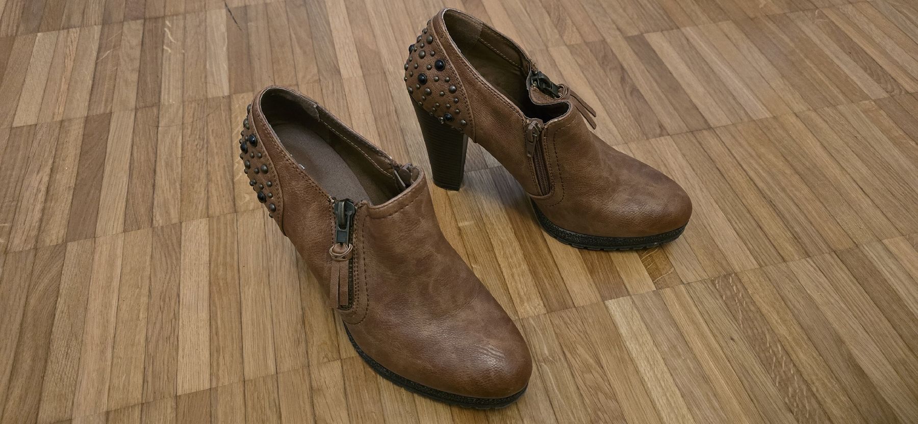 Scarpe da donna: Damen Schuhe Neuwertig! – Nuovo (secondo la descrizione) da Rickenbach Sulz venduto da Markiba 1