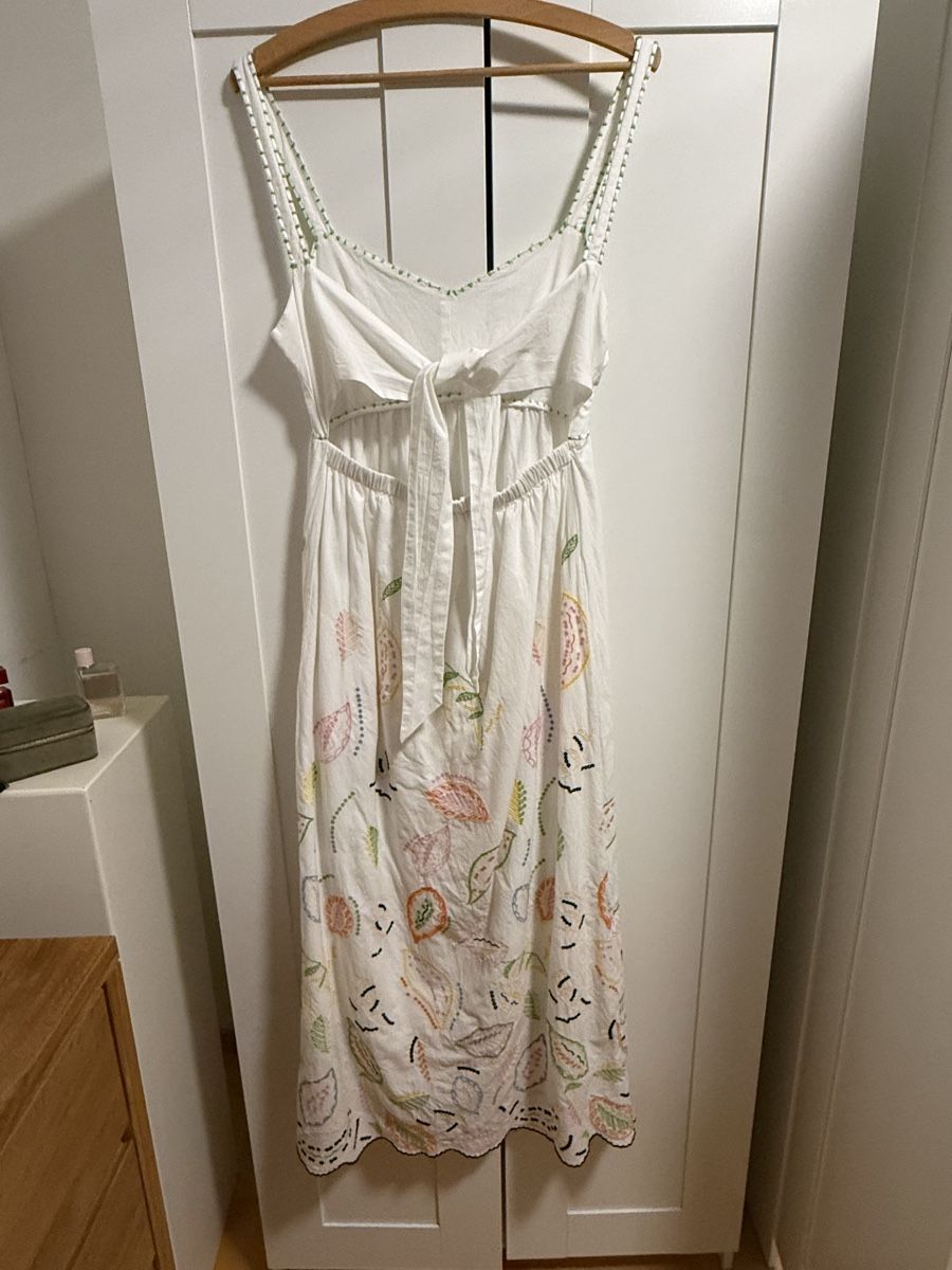 Marc Cain Vestiti: MARCCAIN Kleid 36 weiss bestickt – Nuovo (secondo la descrizione) da Uitikon Waldegg venduto da ZH81 1