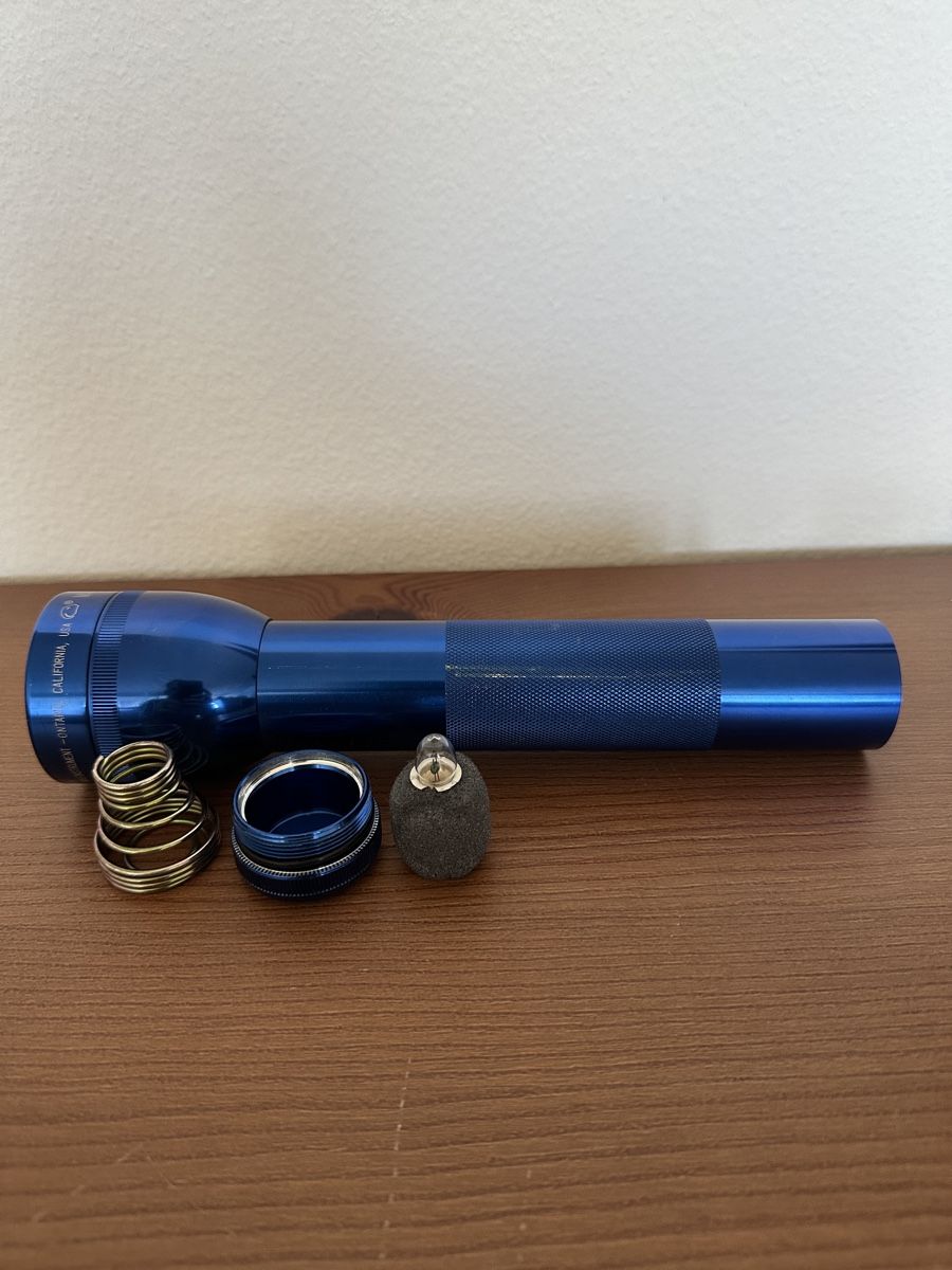 Lampes: MAG-LITE Taschenlampe 25cm – D'occasion à Zürich par gia_8r2t 3