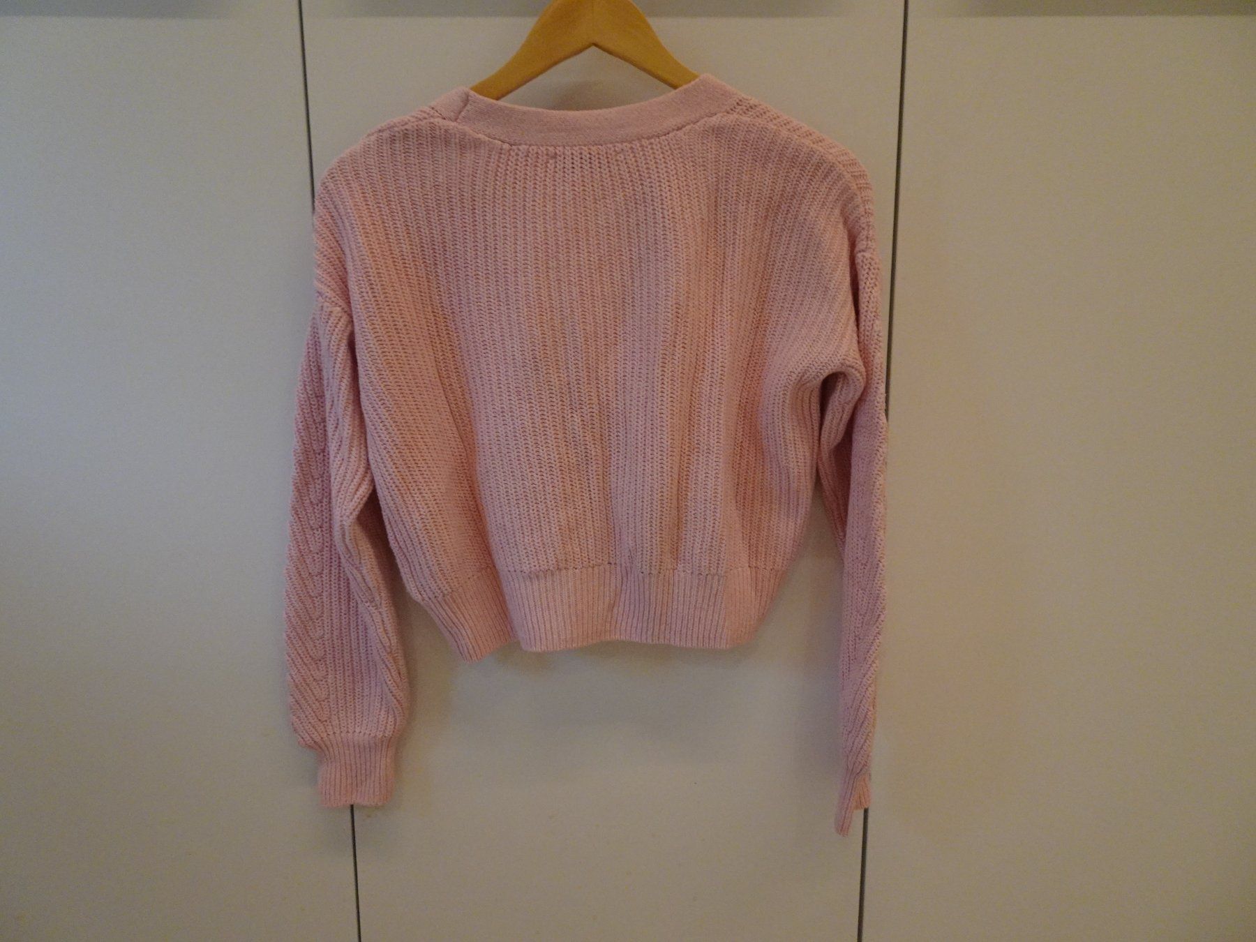 Giacche: Hell Rosa Strickjäckli Everme Gr. XS - 260207 – Usato da Küssnacht am Rigi venduto da Good4Deckeli 2