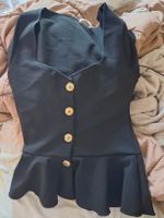Damen Oberteil Schwarz Grösse M mit Rüschen und Knöpfen