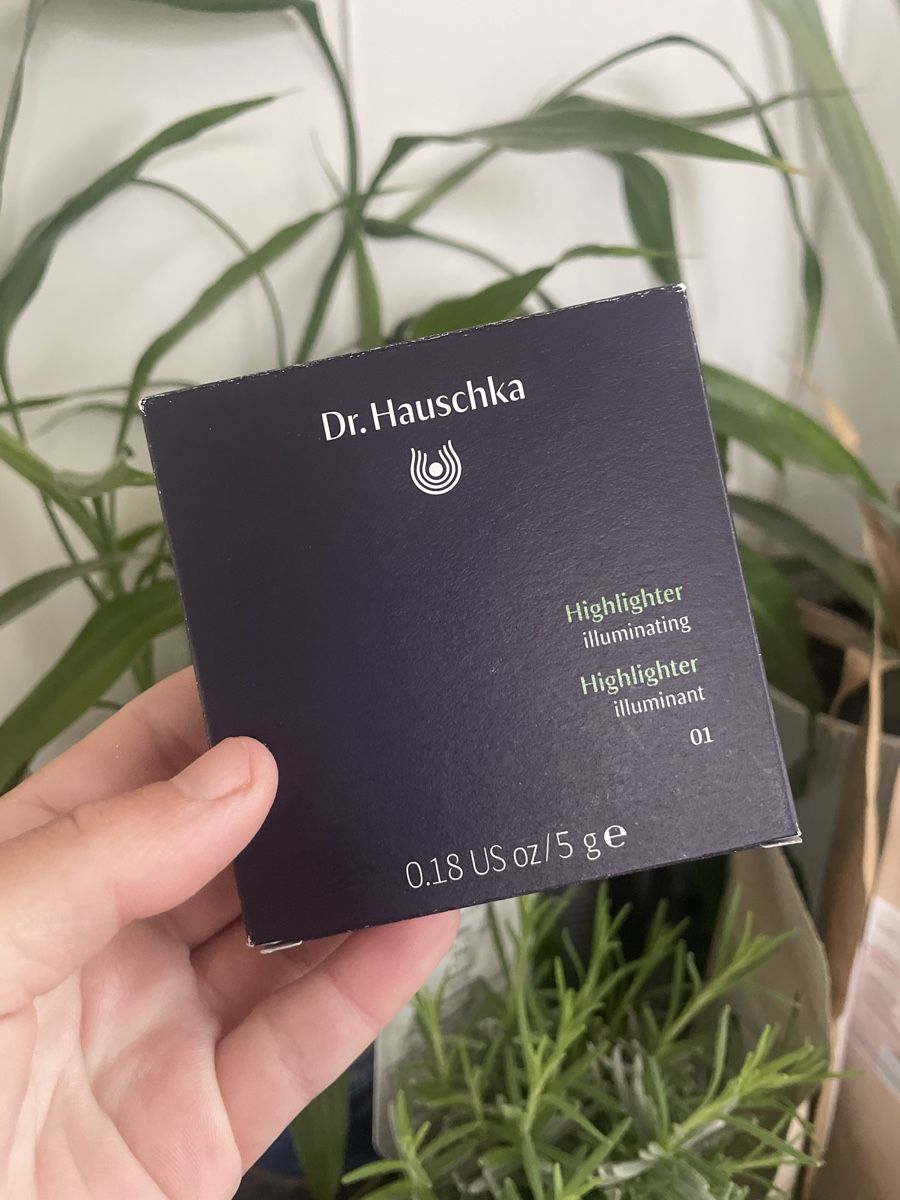 Dr. Hauschka Make-up: Dr. Hauschka Highlighter, illuminating 01, NEU – Neu (gemäss Beschreibung) aus Zürich von ani_8d5j