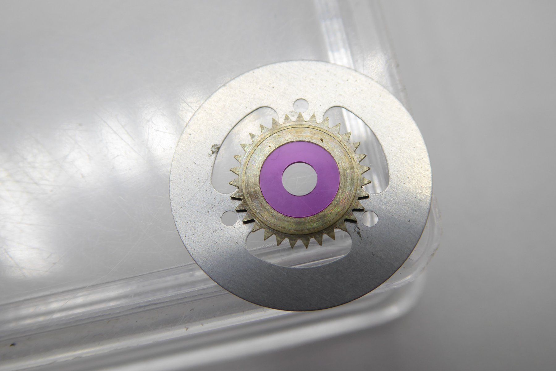 Rolex Orologi: Rolex Date indicator silver 2135-6900-2, 16.5mm – Usato da Geneve venduto da adr_xk6n 3