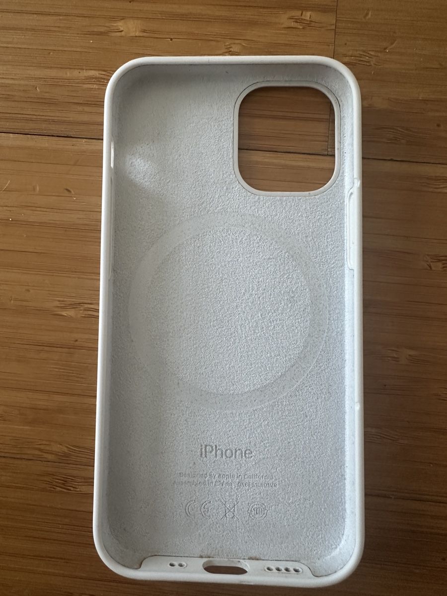 Apple Covers & Schutzfolien: Iphone 12 mini Appel Handyhülle – Gebraucht aus adliswil von iri_8fjv 1