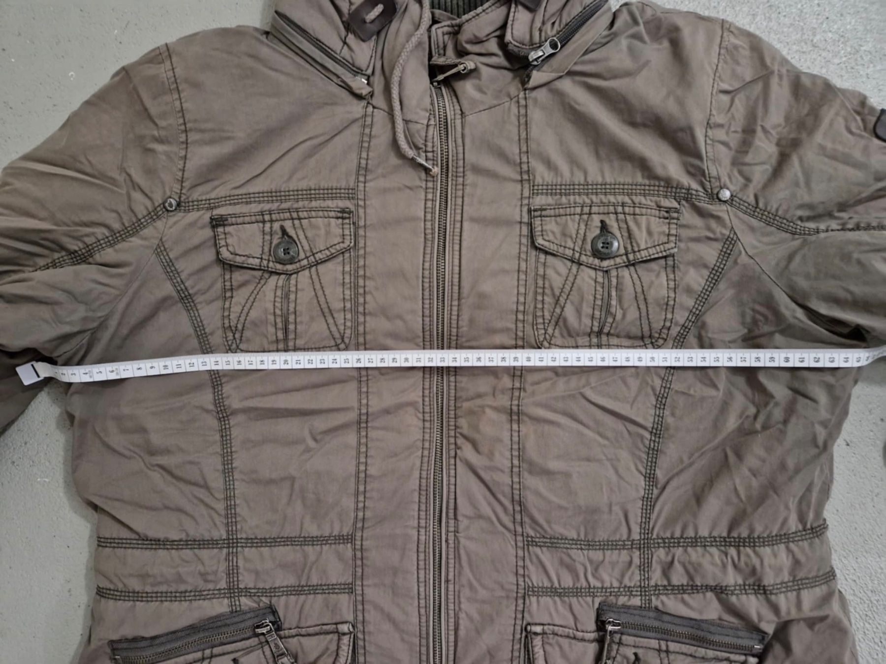 Giacche: Winterjacke mit Kapuze, Gr. 46 – Usato da Hittnau venduto da Katzenherz 6