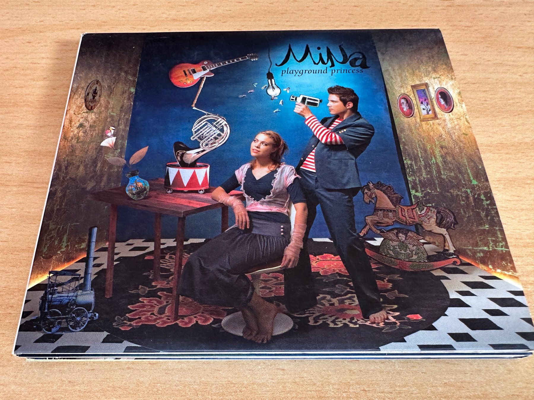 CD: MiNa – Playground Princess – Usato da Rikon im Tösstal venduto da Alpenmutz