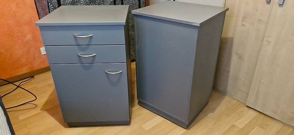 Kommoden: 2 Möbel mit 2 Schubladen auf Rollen – Gebraucht aus Willisau von suppi89