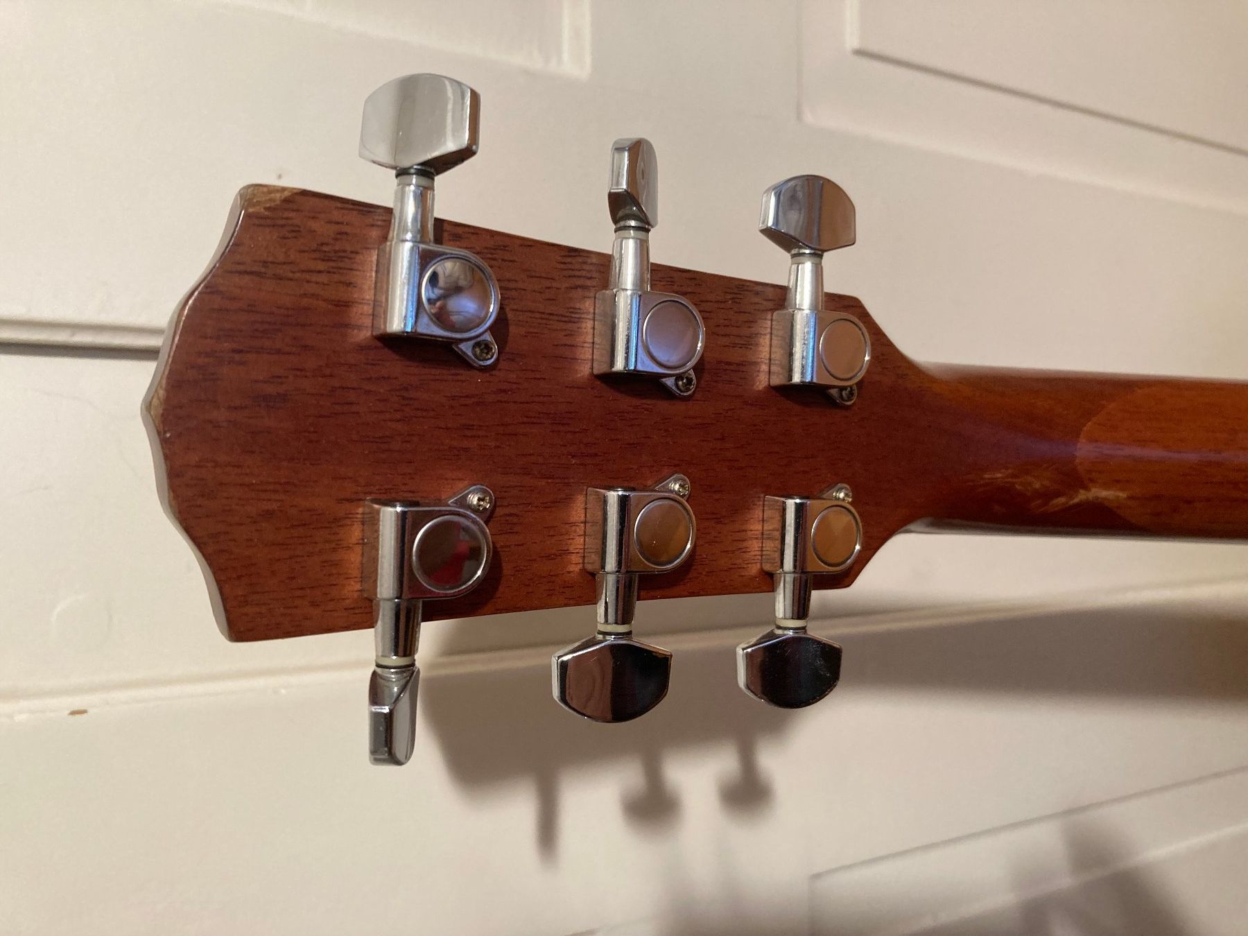 Fender Strumenti musicali: Fender Acoustic Guitar Lefthanded – Usato da zürich venduto da Acanto 1