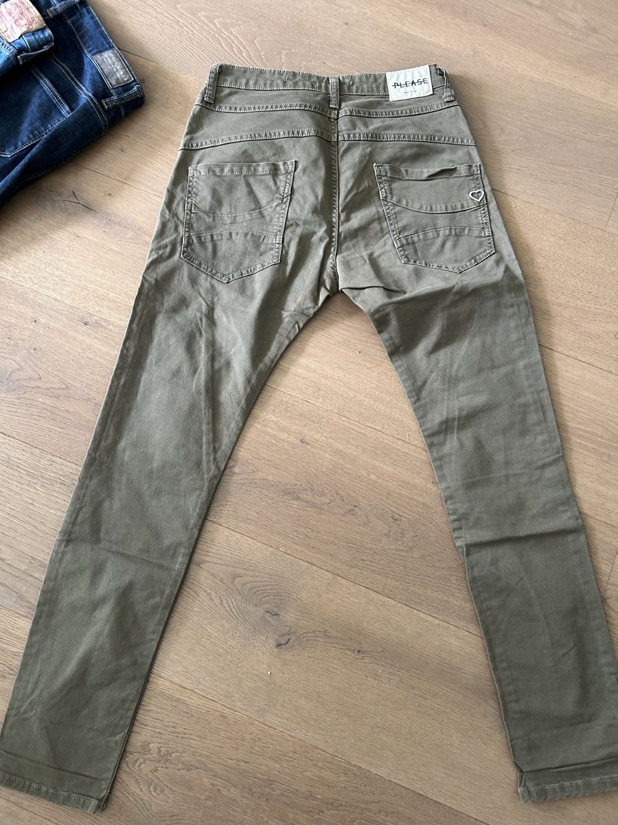 Jeans: 4 jeans Zara Levis Esprit Please – Gebraucht aus Vuadens von MLM01 4