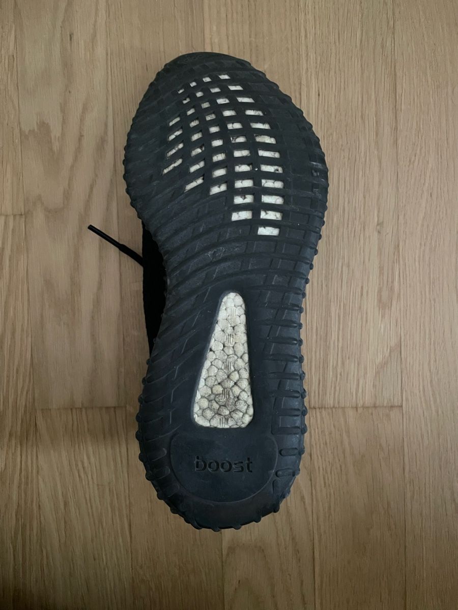 Adidas Scarpe da uomo: Yeezy Boost 350 V2 (Gr. 44.5) – Usato da Richterswil venduto da Dylan0 2