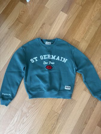 Pullover Mädchen Gr. 134