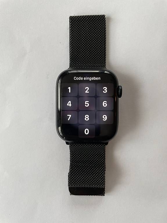 Apple Smartwatch: Apple Watch Series 8 GPS – Usato da Appenzell Steinegg venduto da Wurzlers