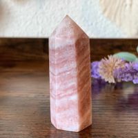 ✲ Rosen Calcit Mini Turm ✲ 67mm/ Rose Calcite Obelisk Spitze