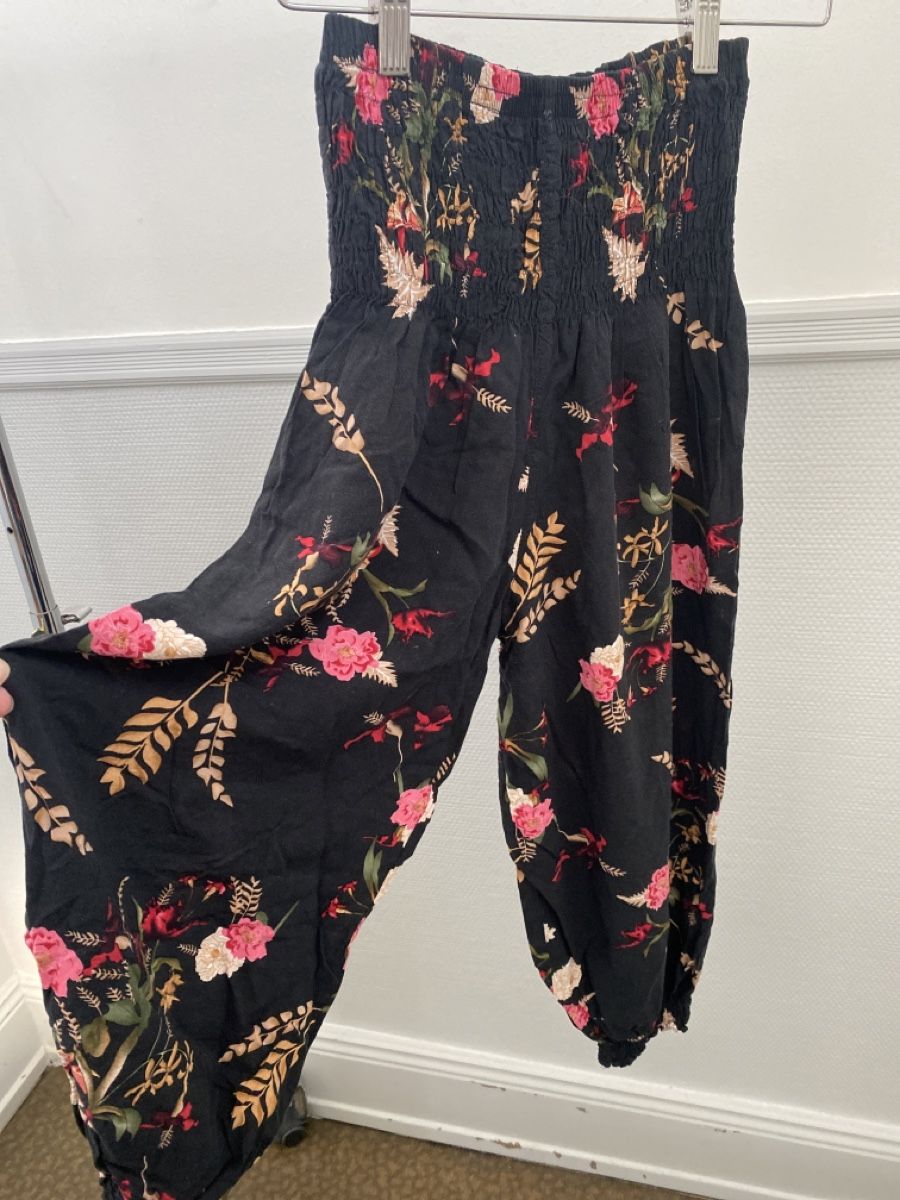 Pantaloni: Hose Sommer – Usato da Luzern venduto da Willimaus 1