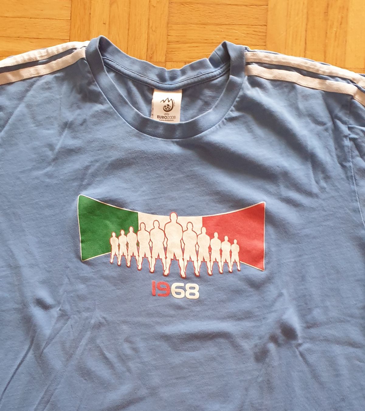 Adidas Canottiere & Pantaloni: Adidas Euro 2008 trikot – Nuovo (secondo la descrizione) da Zürich venduto da bre_22v9 1
