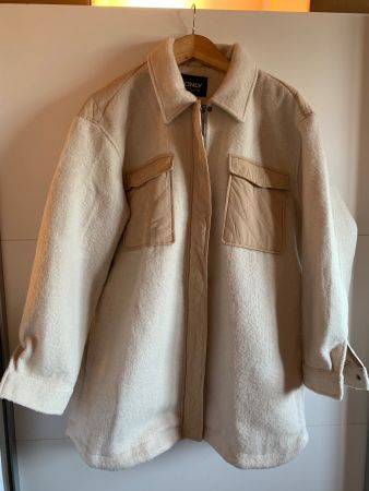 Veste lainée style surchemise Only T.L neuve