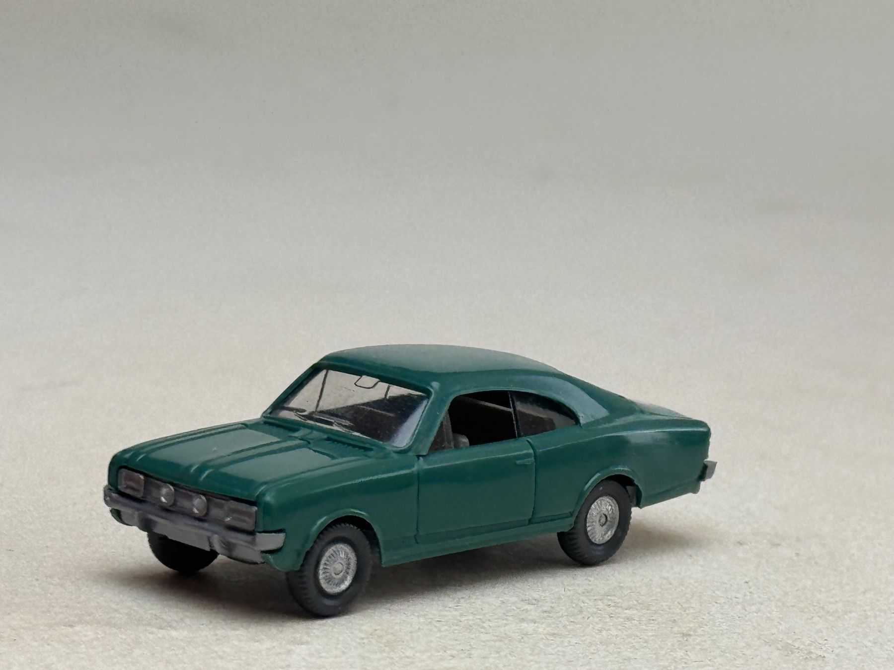 Wiking Modellini d'auto: EB- Wiking Opel Commodore  patinagrün – Usato da Elm venduto da Wikmtz