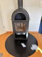 Holzofen Skantherm mit Sockel guter Zustand