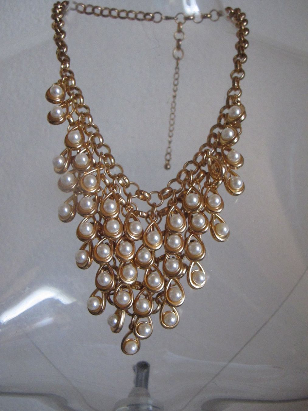 Colliers: Elegante Goldkette mit Perlen, Statementkette – D'occasion à Löhningen par Chimae67 1