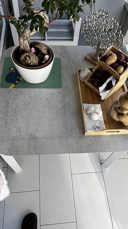 Tables: Balkon- / Terrassentisch   – D'occasion à Rhäzüns par Ric.86 2