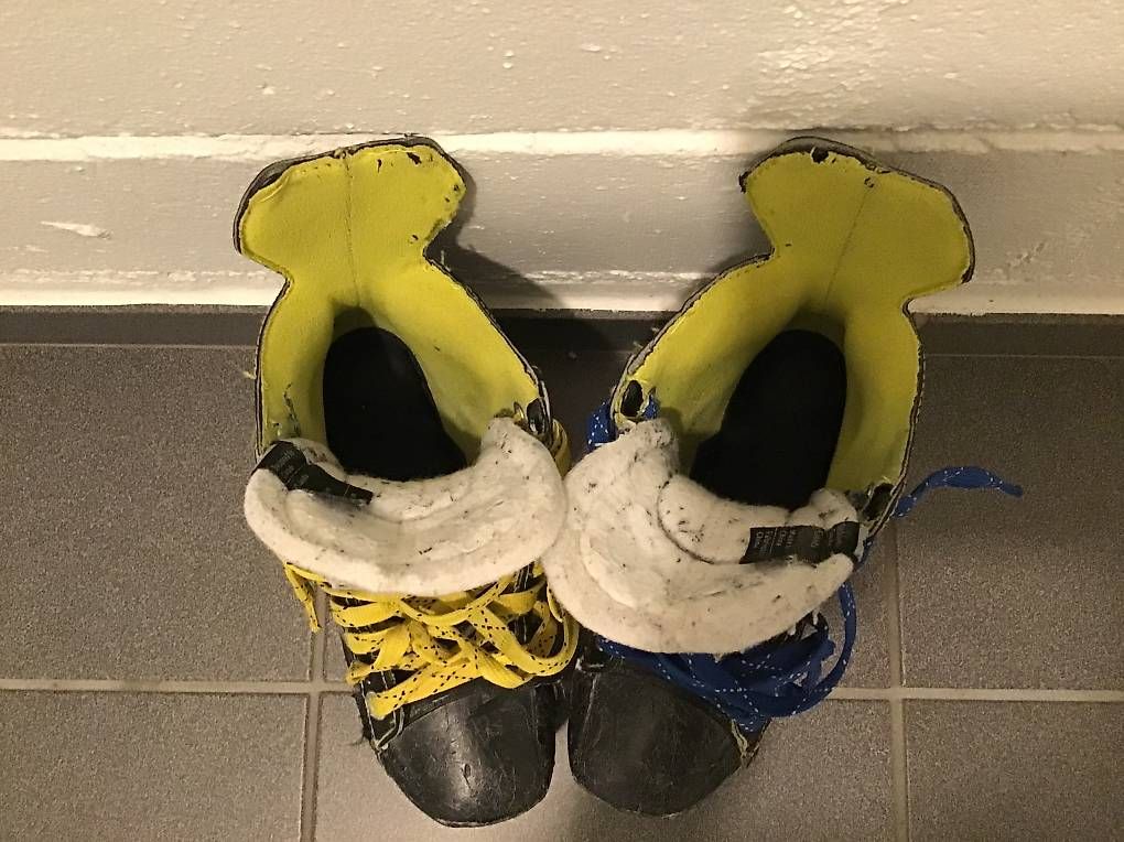 Pattini da ghiaccio: Bauer Hockeyschuhe – Usato da Uzwil venduto da Steini27 1
