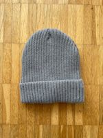 Graue gefütterte Wintermütze - NEU!