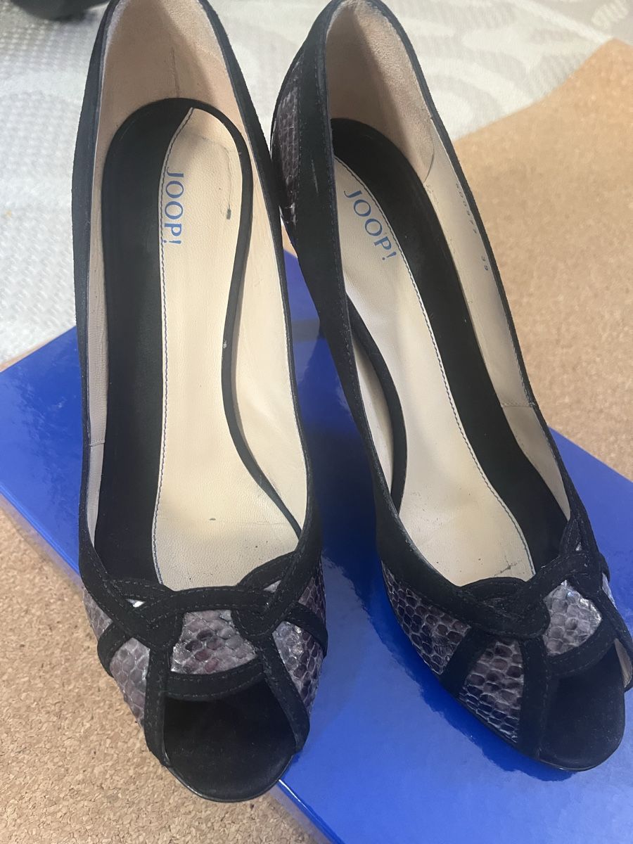 Joop Damenschuhe: JOOP! Peeptoe Pumps Leder Pythonoptik Gr. 39 elegant – Gebraucht aus Zuchwil von MLV92 6