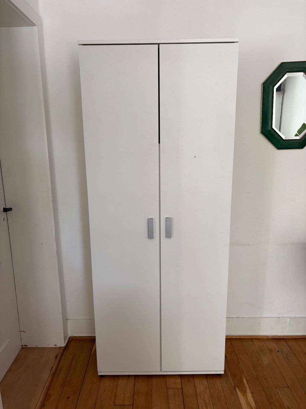 Armadi: Schrank weiss – Usato da Winterthur venduto da she22i