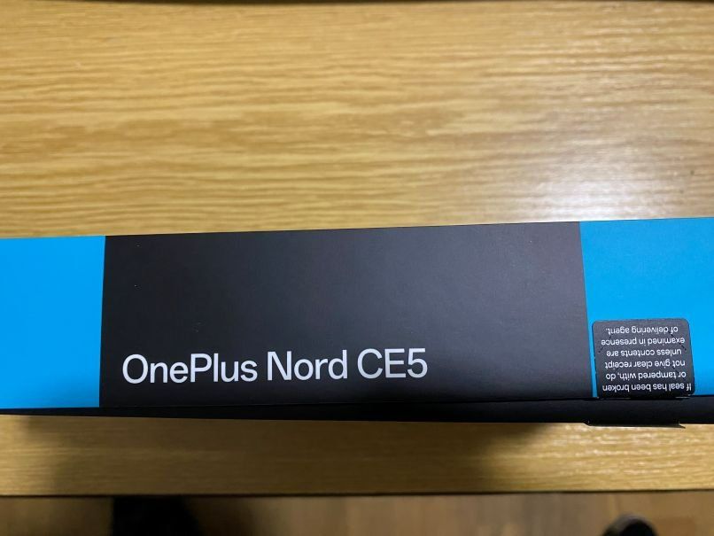 OnePlus Telefoni cellulari / Smartphones: OnePlus Nord CE 5 - Neu original verpackt – Nuovo e nell'imballaggio originale da Luzern venduto da Reisender 1