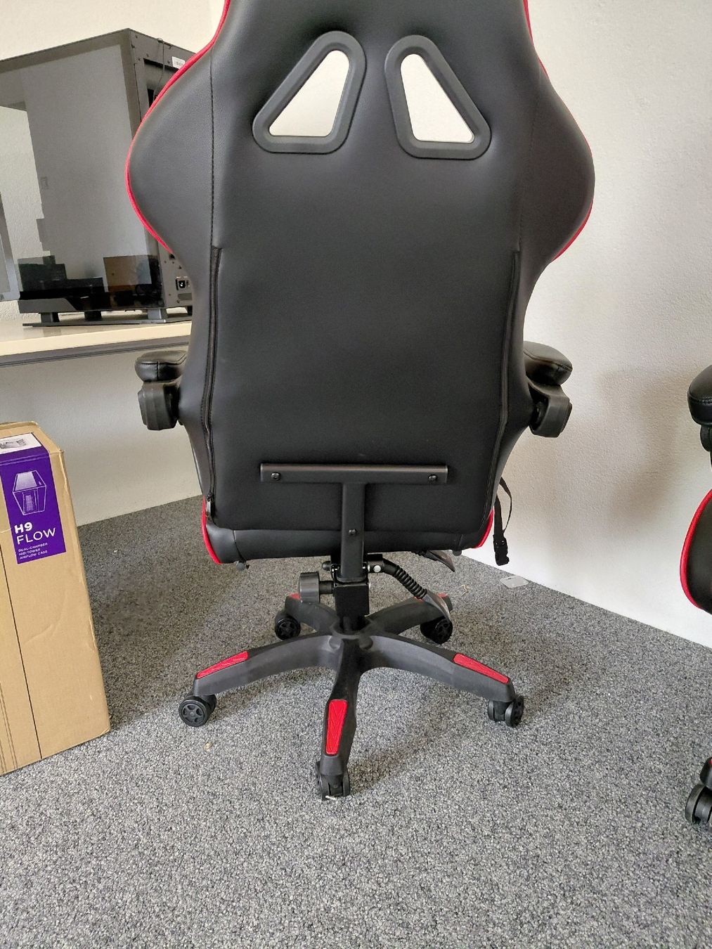 Stühle: Gamingstuhl gebraucht sehr lottrig – Gebraucht aus Müllheim Dorf von Yapoeti 1