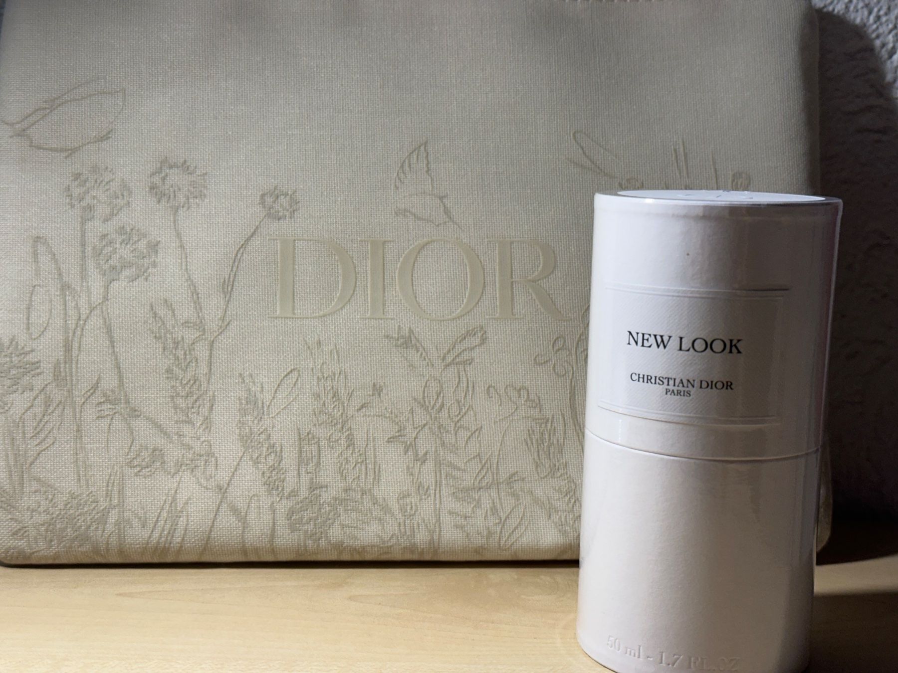 Dior Profumi & Eau de Toilette: Dior , New Look, Eau de Parfum, 100ml, neu – Nuovo e nell'imballaggio originale da Aarburg venduto da flacon05