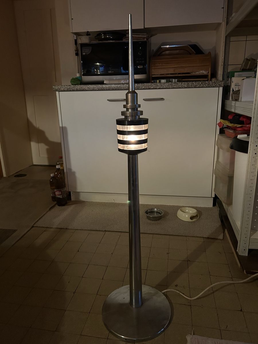 Lampade: Stehlampe Stuttgarter Fehrnsehturm – Usato da Thun venduto da Anita036