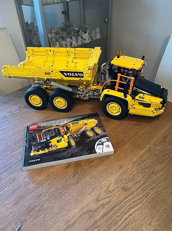 Lego Kit di costruzioni: Volvo-Dumper (6x6) 42114 – Usato da Olten venduto da Einwegparadies