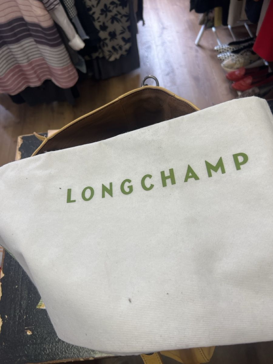 Longchamp Borse da donna: Longchamp Ledertasche Gelb Top Zustand  – Usato da Olten venduto da AtelierSecondhand23 5