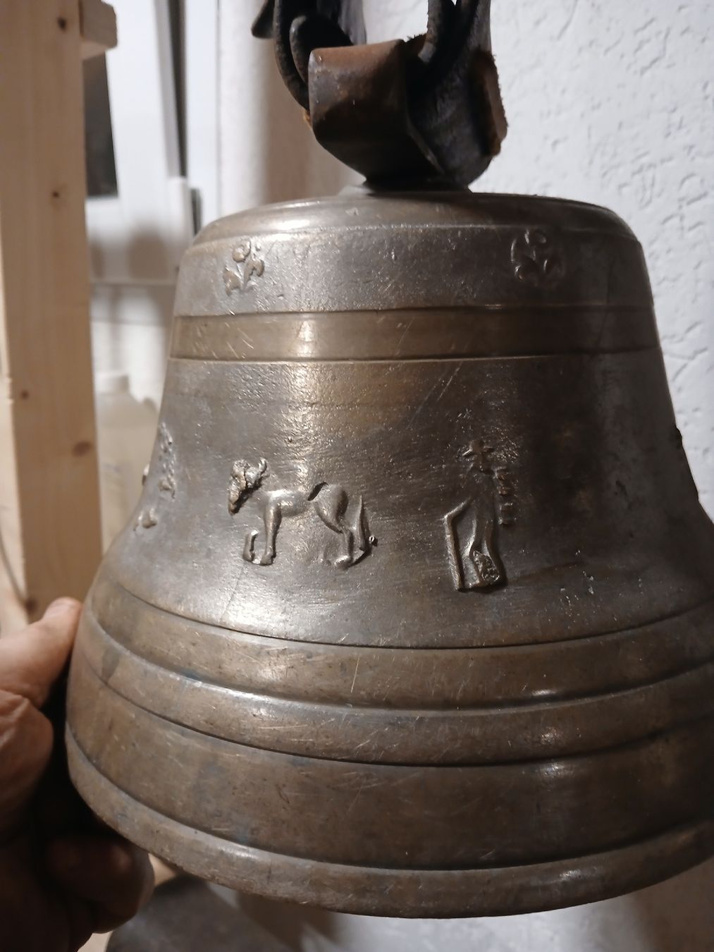 Glocken & Treicheln: Tanner Glocke – Gebraucht aus Eggiwil von Jennisweid 2