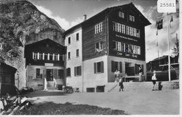 Randa VS - Schulhaus und Konsum