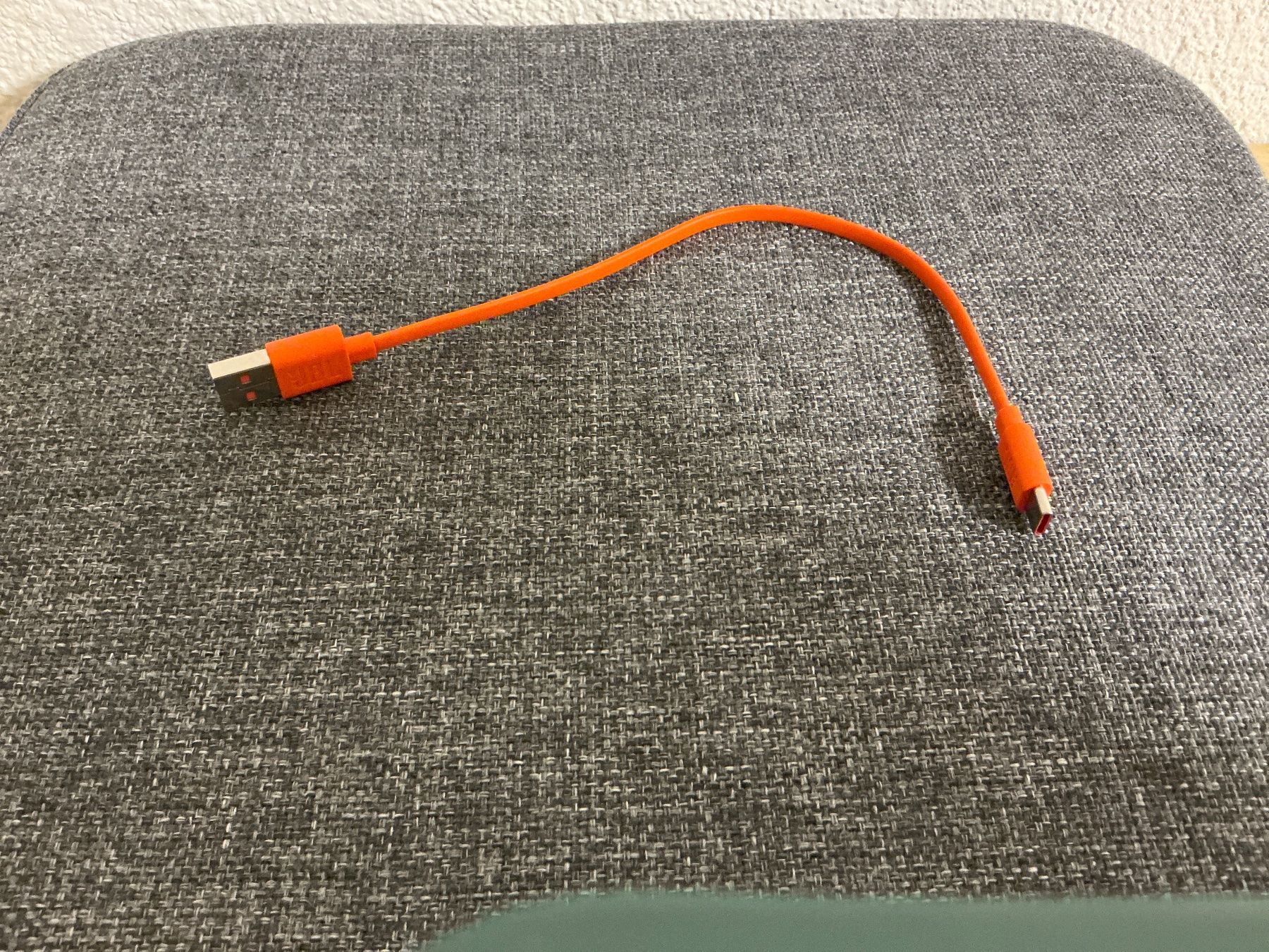 Cuffie: JBL Endurance Peak 3 earbuds – Usato da Zürich venduto da bra_5qlq 4