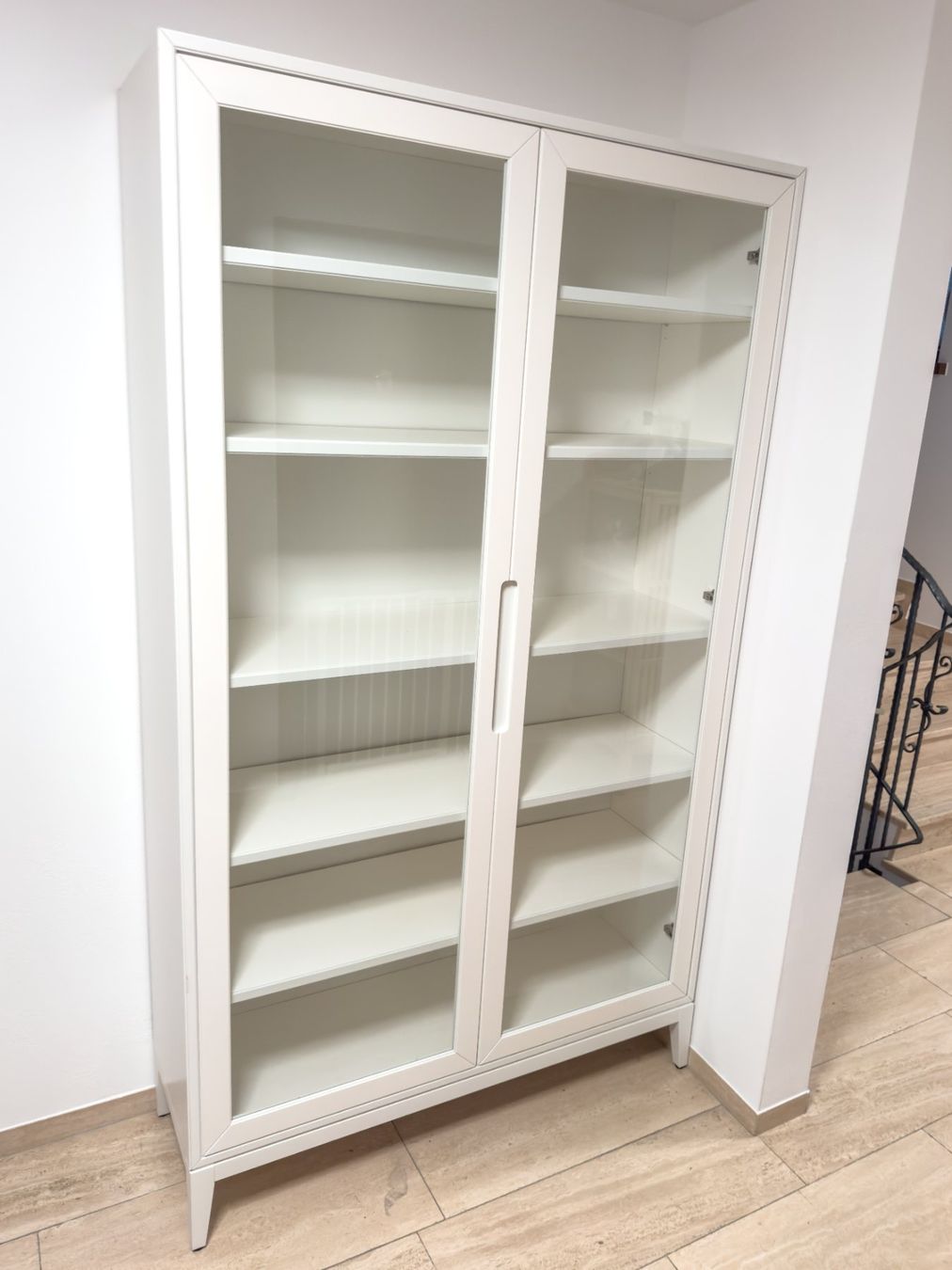 Ikea Vetrine: IKEA Vitrine Regissör – Usato da Flums venduto da gasella